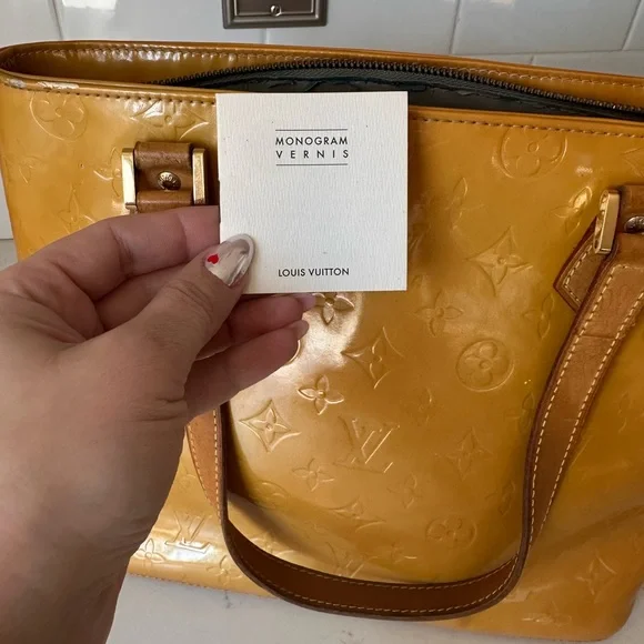 Authentic LV vernis bag! Th0919 - Picture 9 of 10